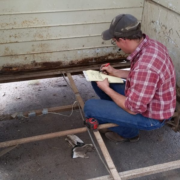 Fixing our inherited 2 horse trailer